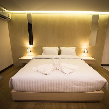 L Hotel Khonken Kültér fotó
